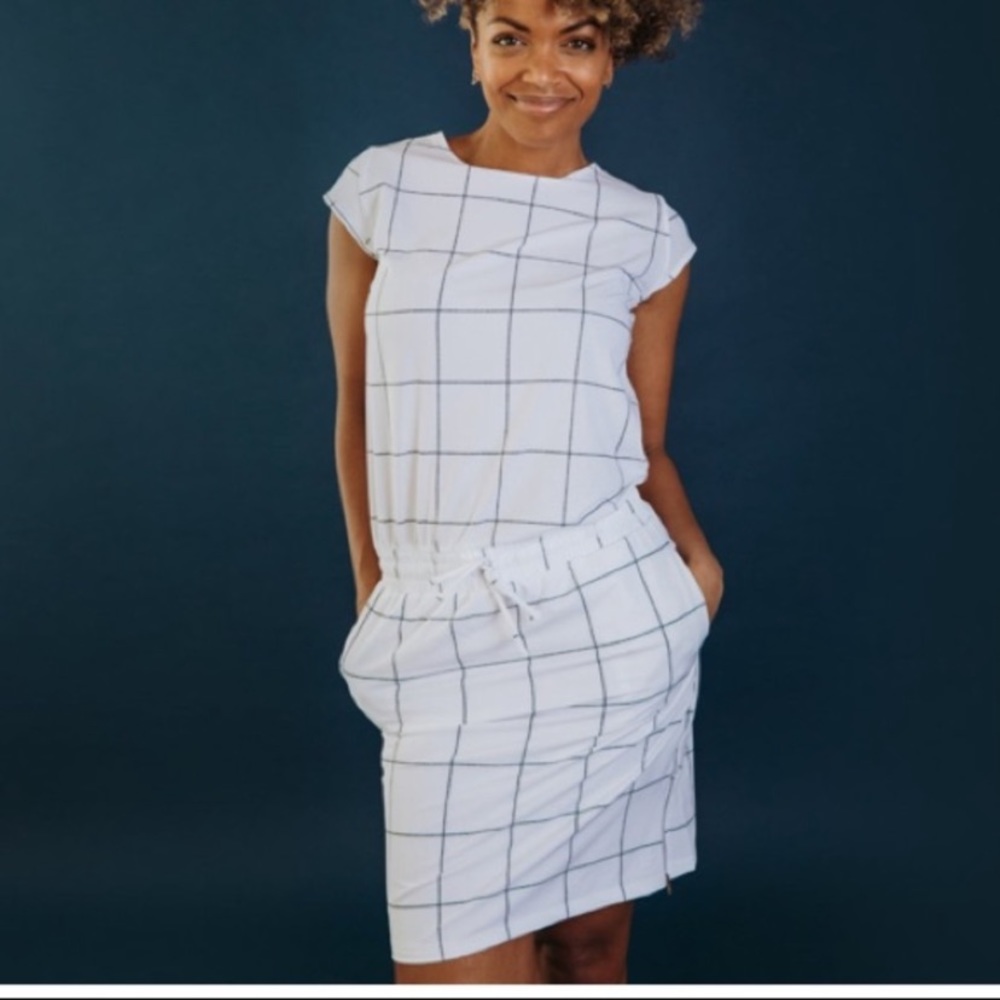 Albion Fit Going Places Dress Size small Tall